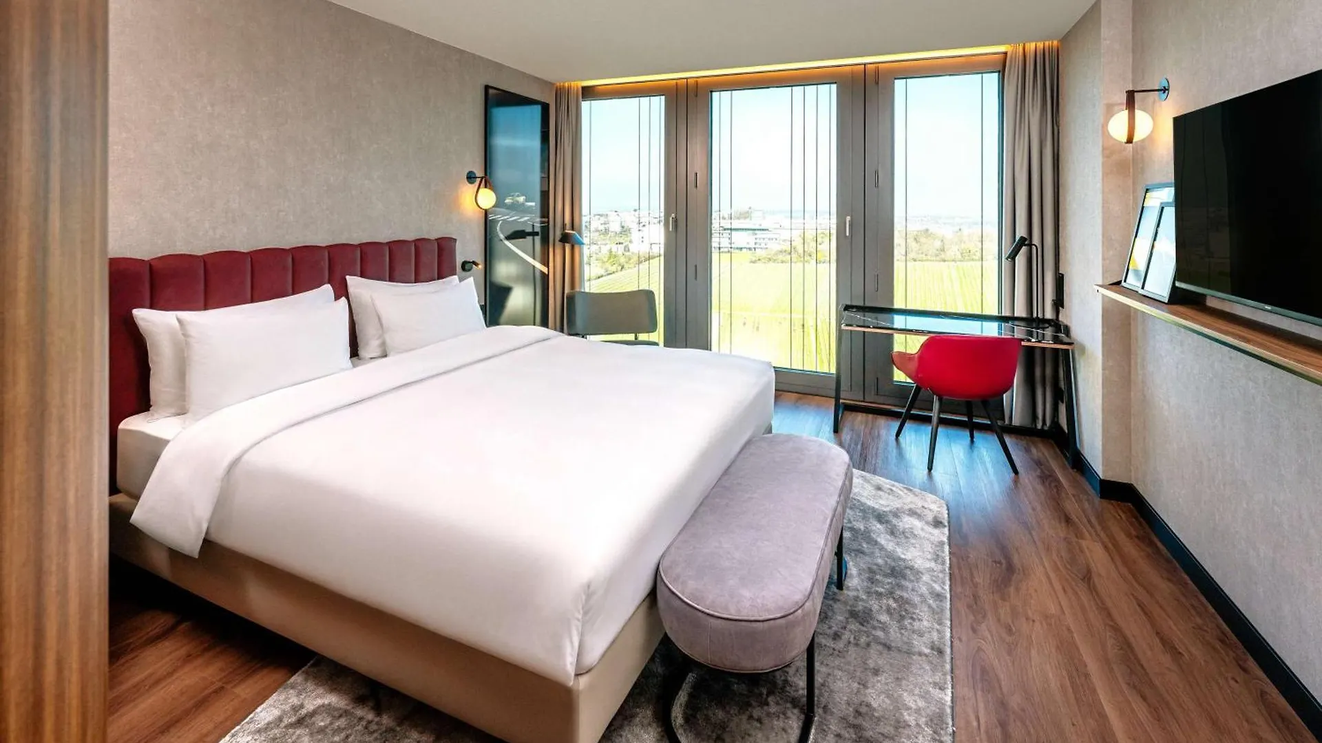 Radisson Blu Hotel At Porsche Design Tower شتوتغارت 4*,  ألمانيا