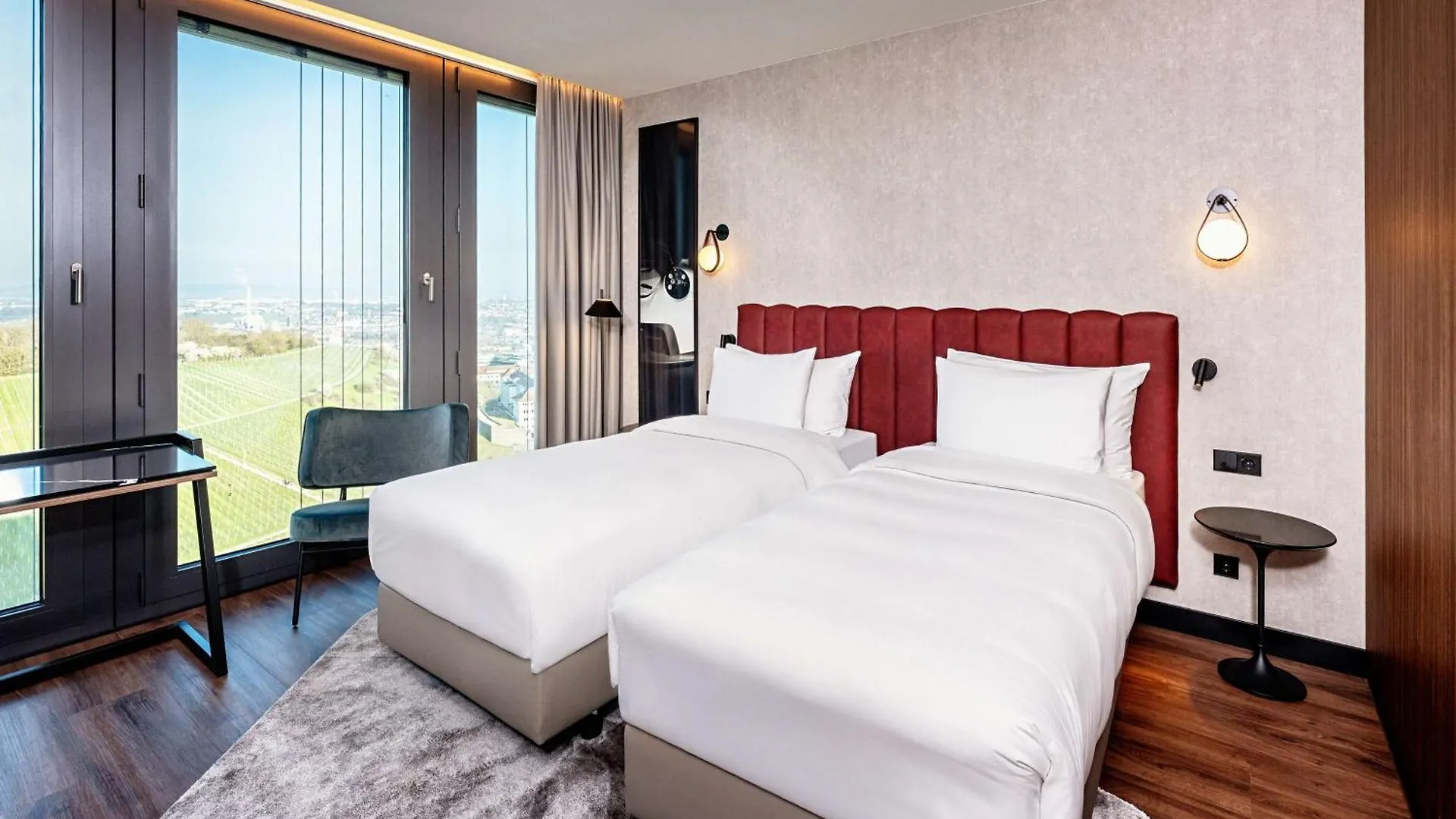 Radisson Blu Hotel At Porsche Design Tower Stuttgart