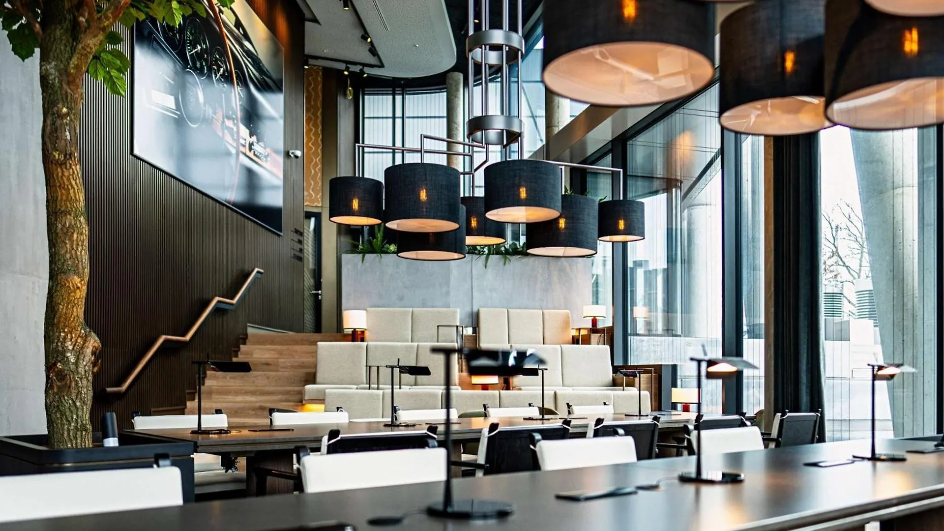 Radisson Blu Hotel At Porsche Design Tower Stoccarda