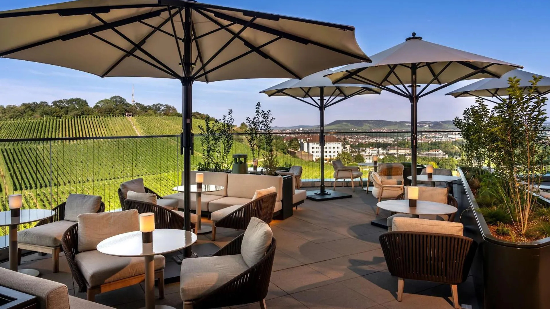 Radisson Blu Hotel At Porsche Design Tower Stuttgart